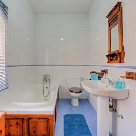 Bellavista 3 Bedroom *